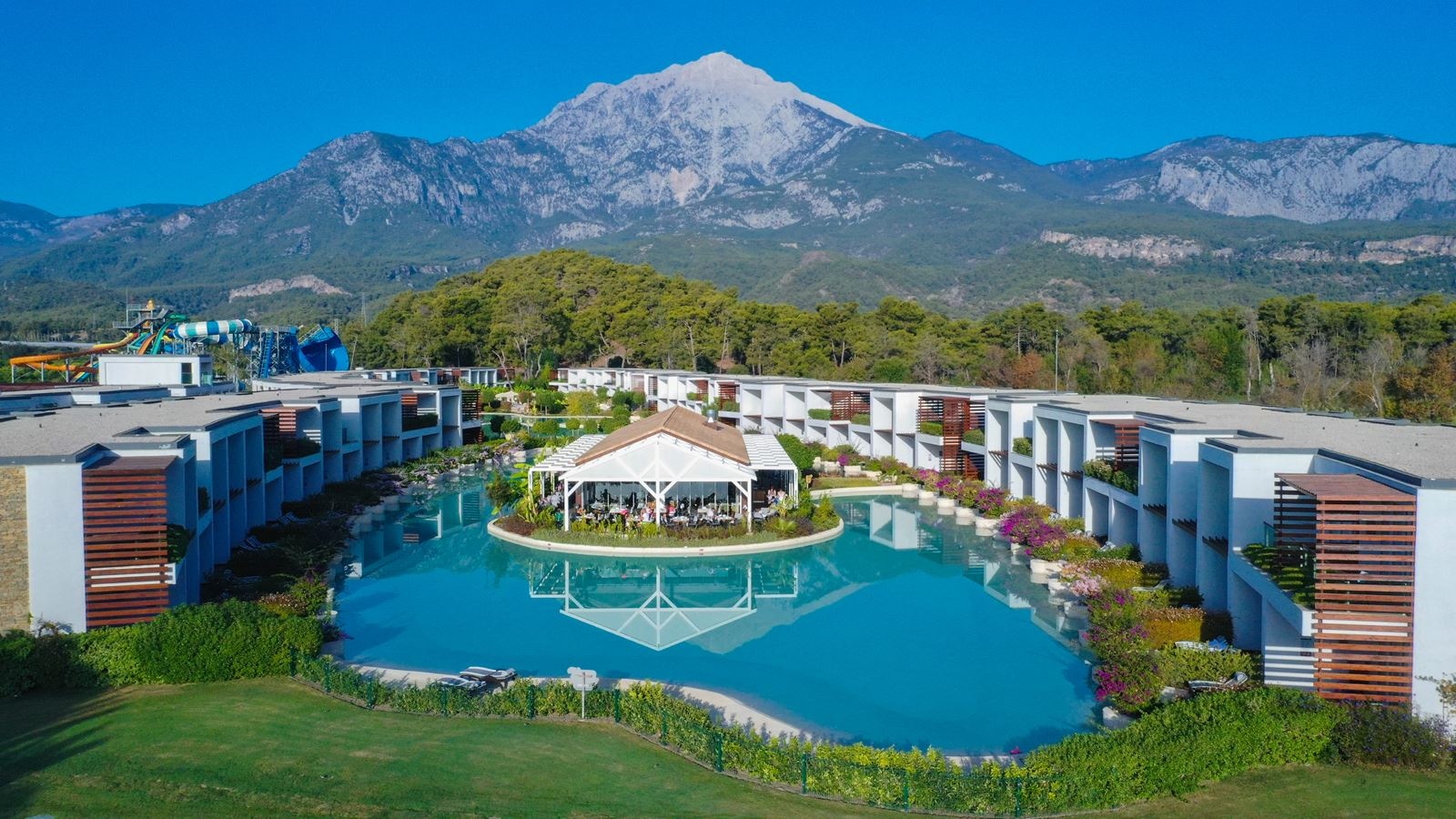 rooms-pool-villa