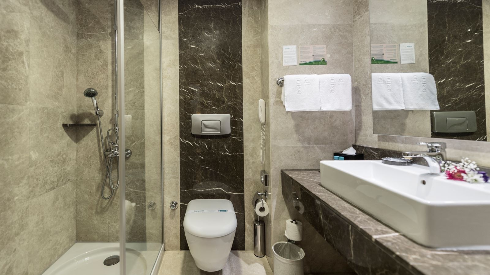 rooms-standard-room