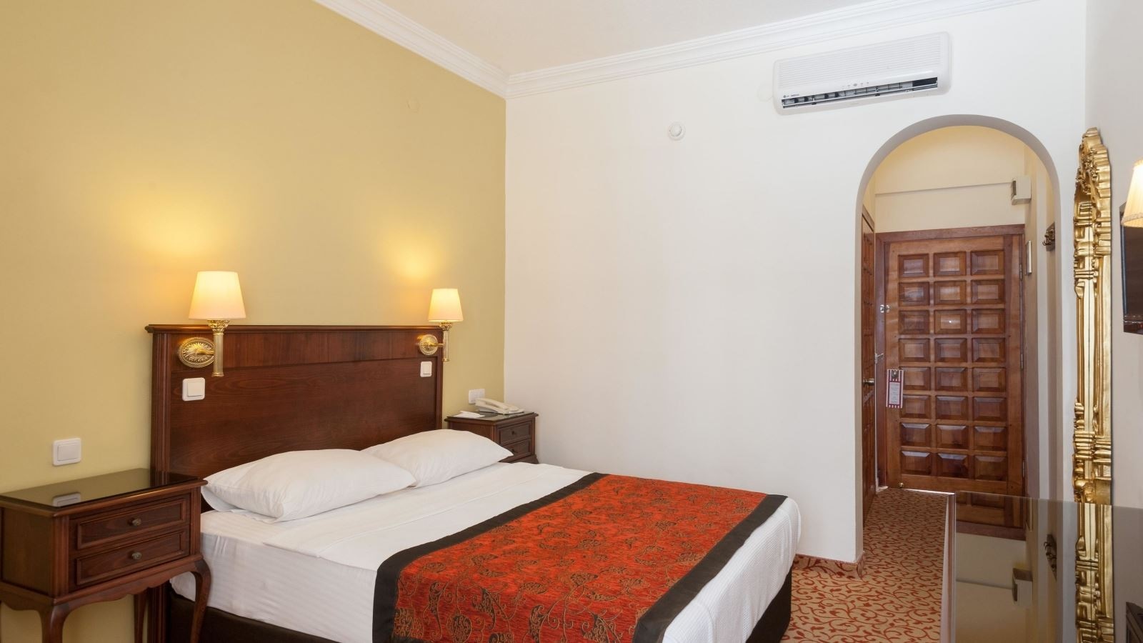 rooms-standard-room