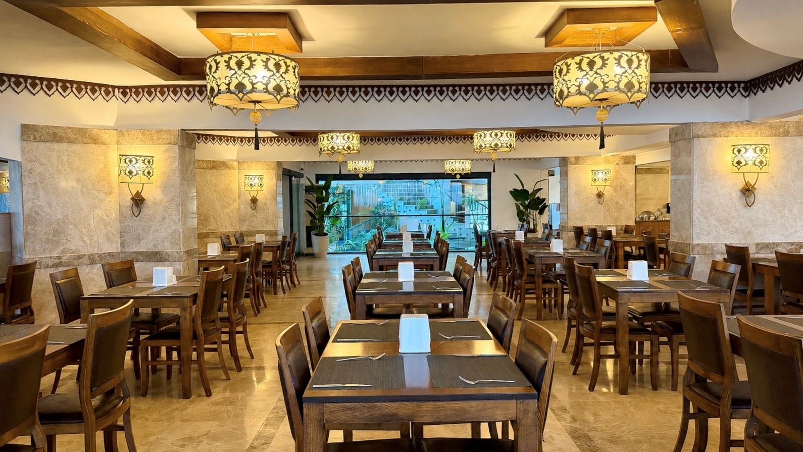 restaurants-main-restaurant