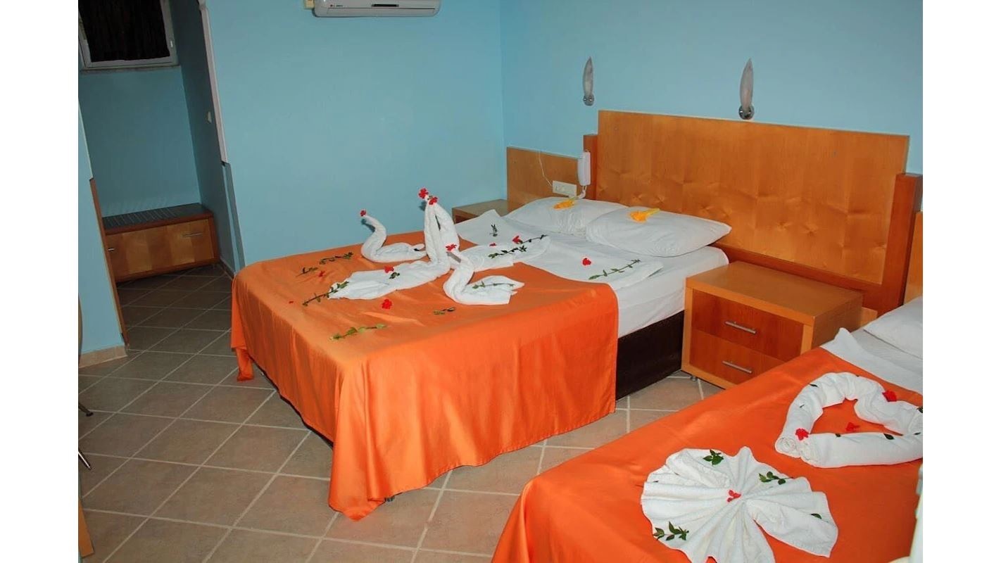 rooms-family-room