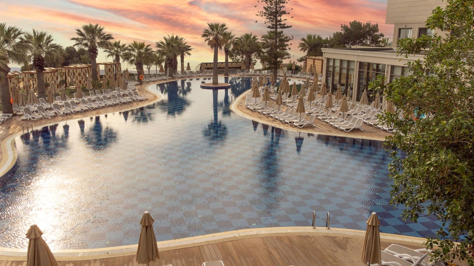 pools-pools