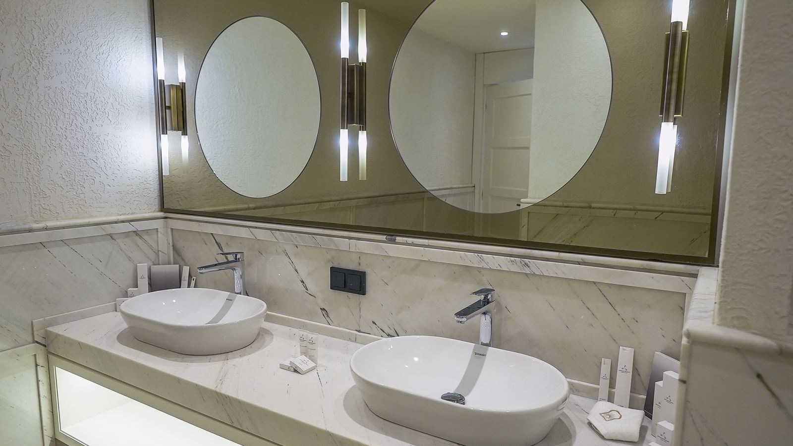rooms-junior-suite