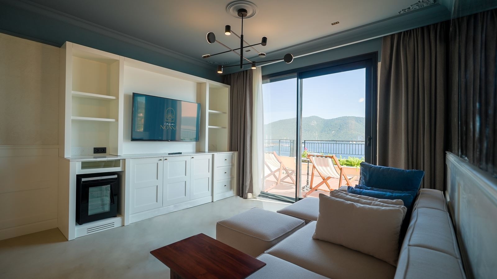 rooms-jacuzzi-suite