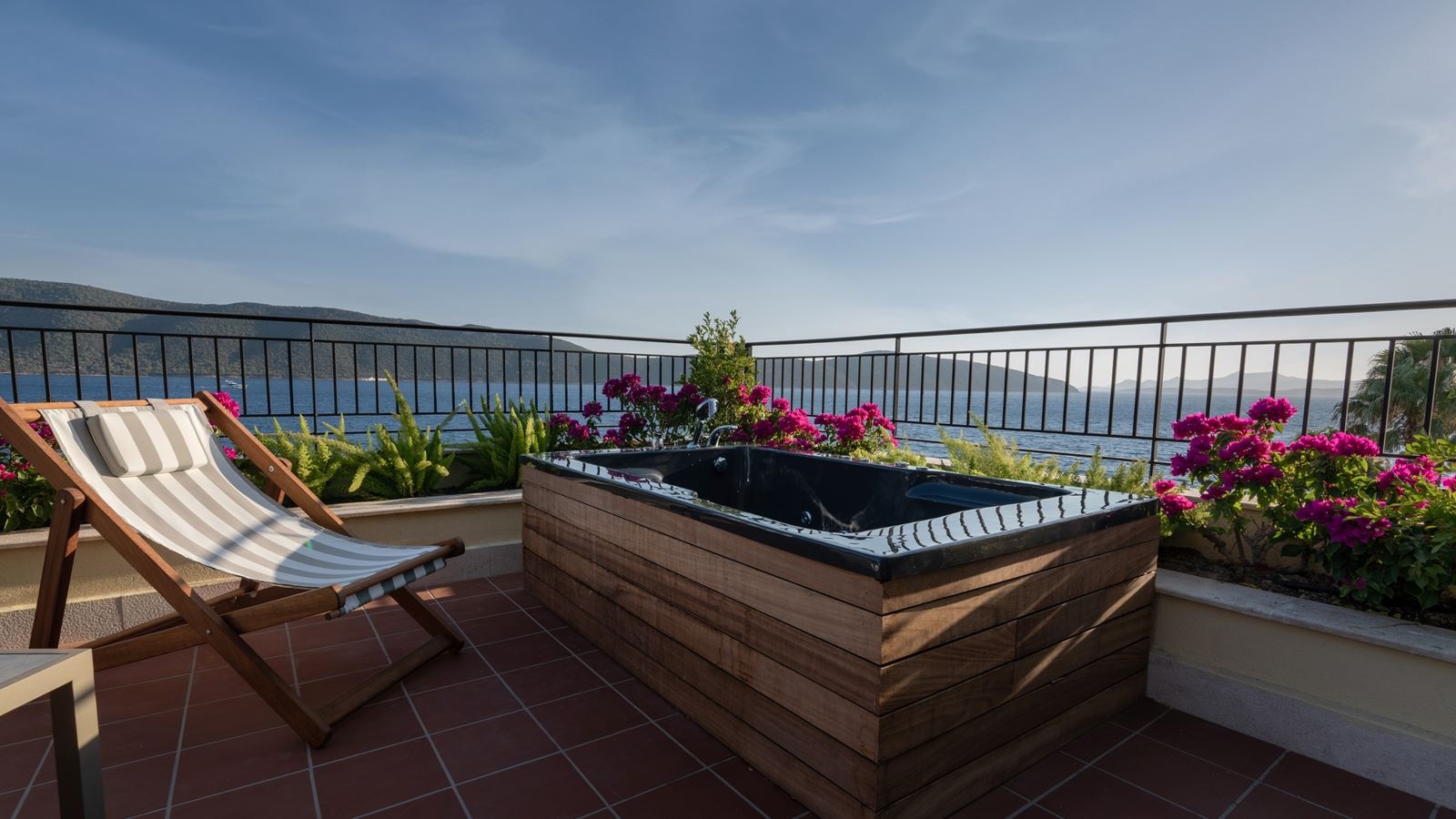 rooms-jacuzzi-suite