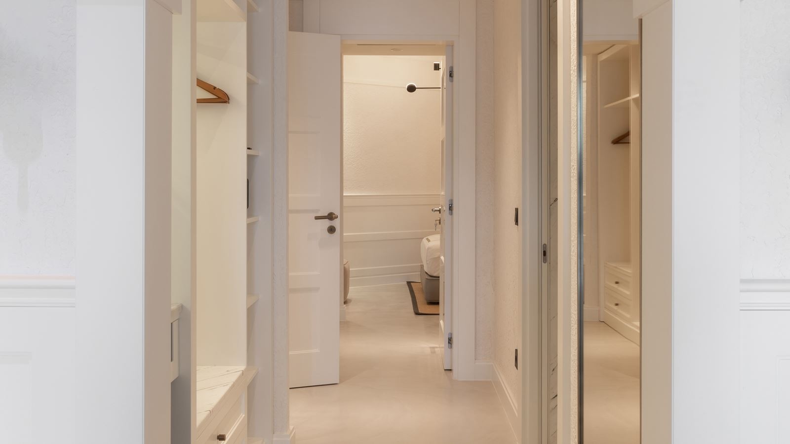 rooms-pool-suite