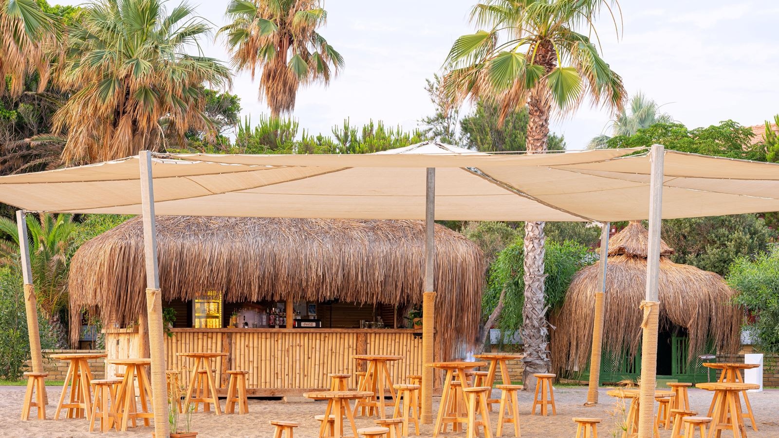 bars-beach-bar