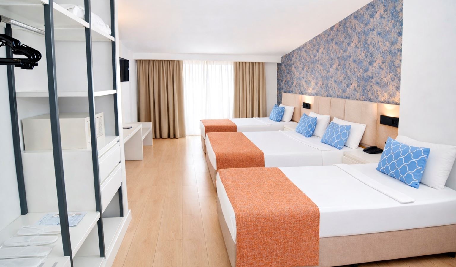 rooms-large-room