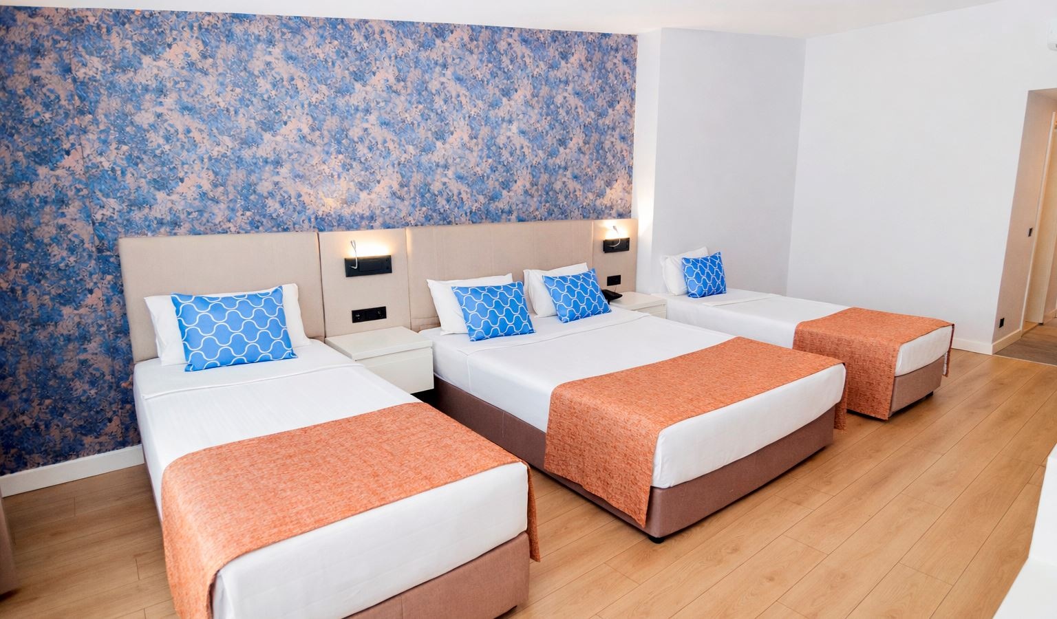 rooms-large-room