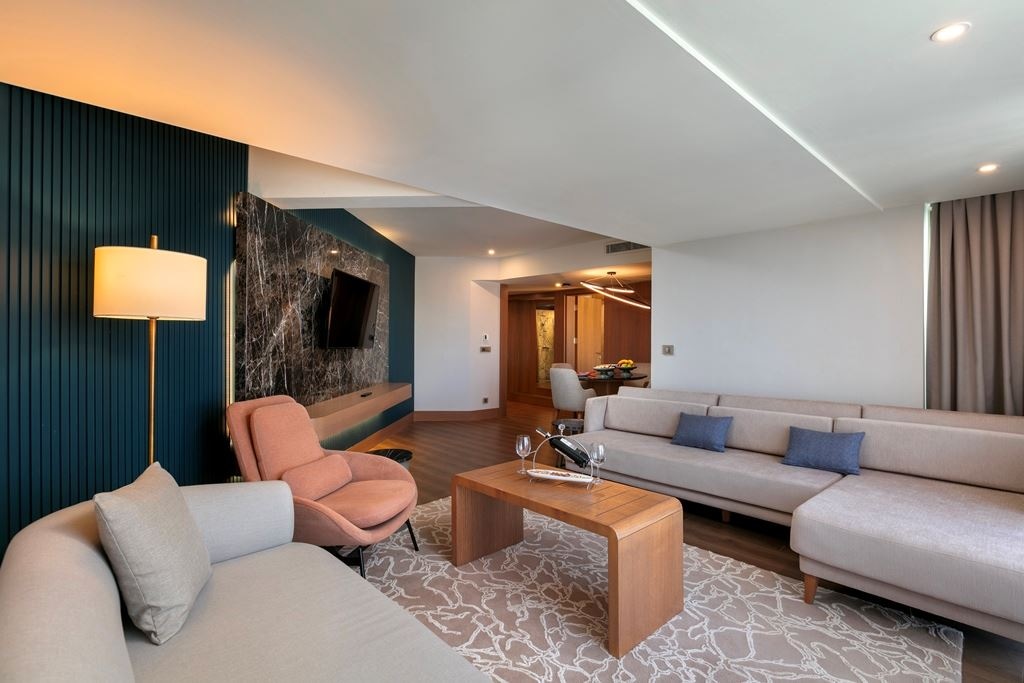 rooms-king-suite