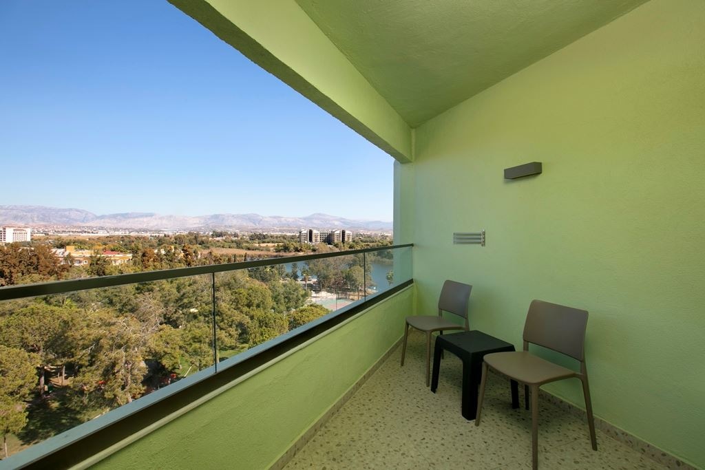 rooms-king-suite