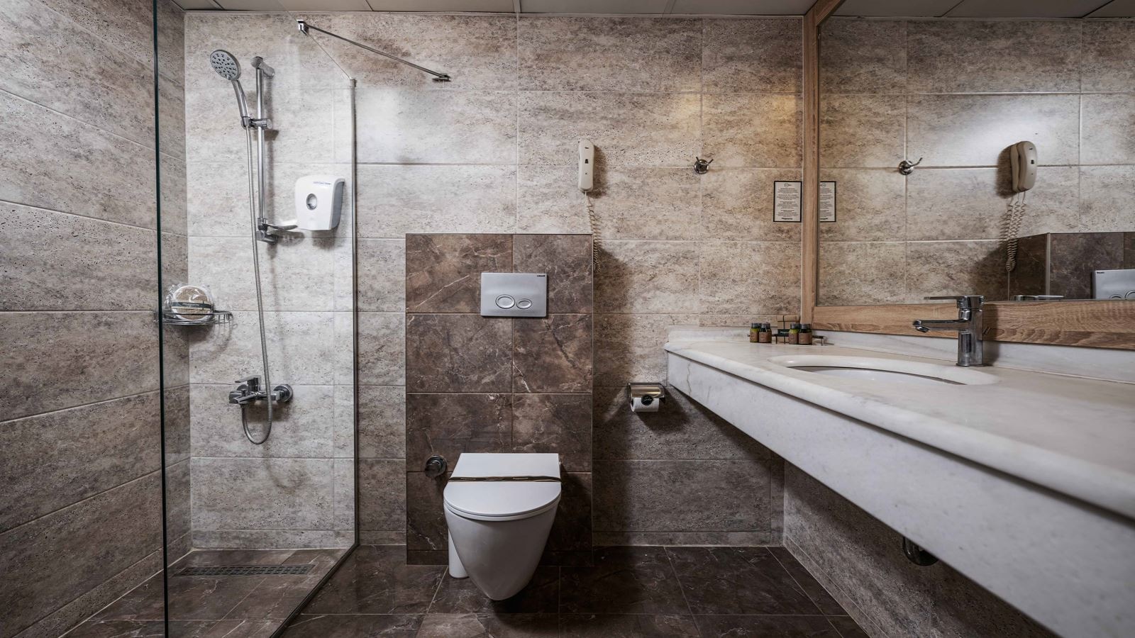 rooms-king-suite