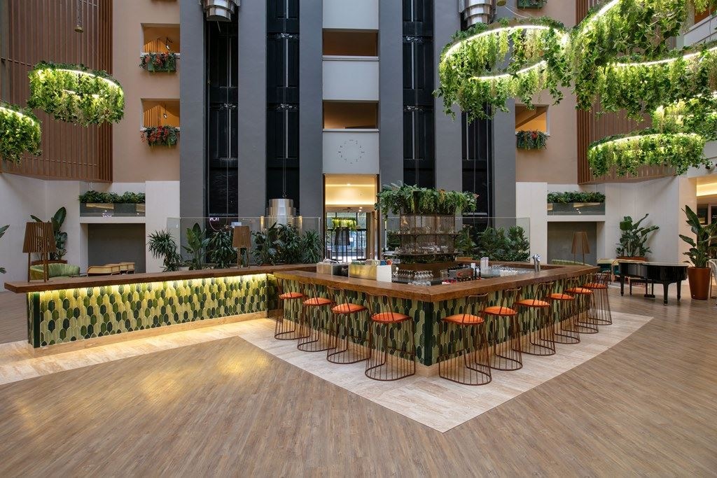 bars-lobby-bar