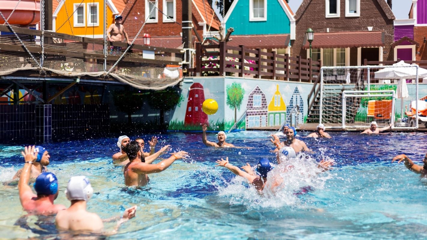 sport-outdoor-pool