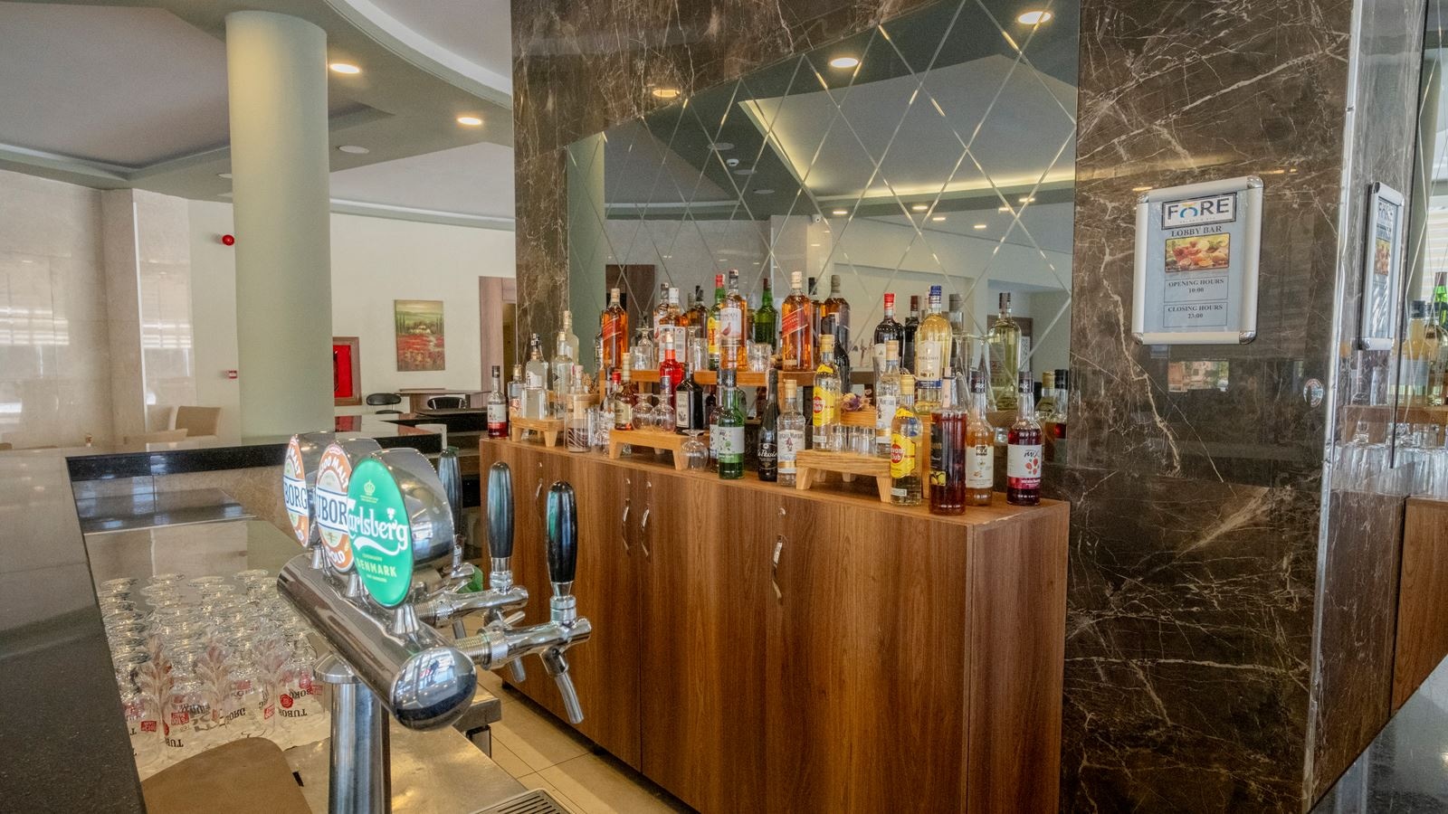 bars-lobby-bar