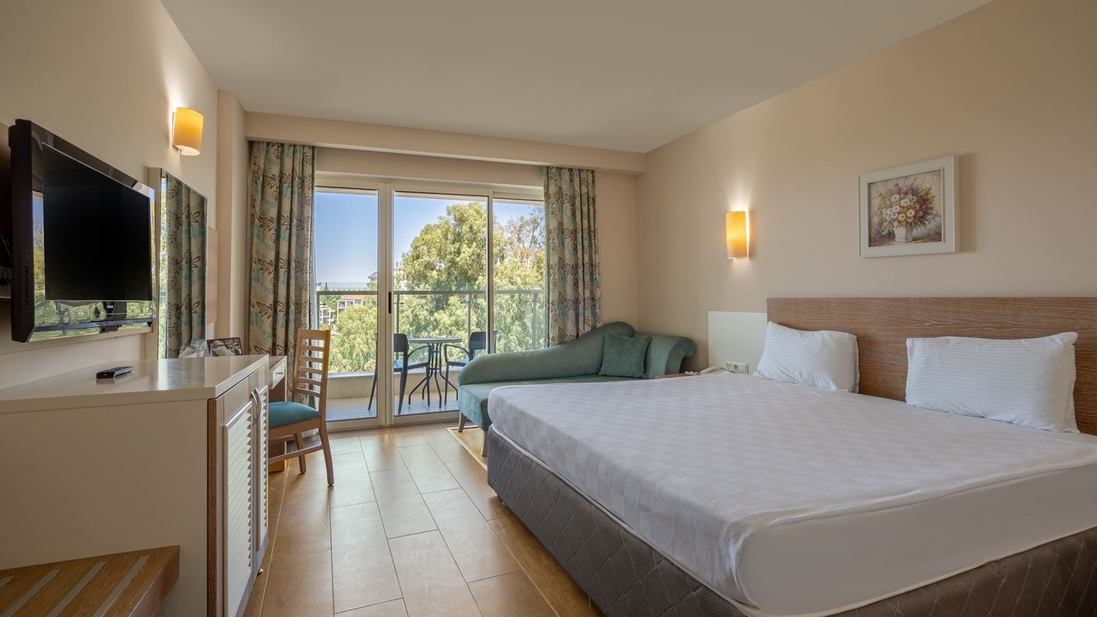 rooms-family-room