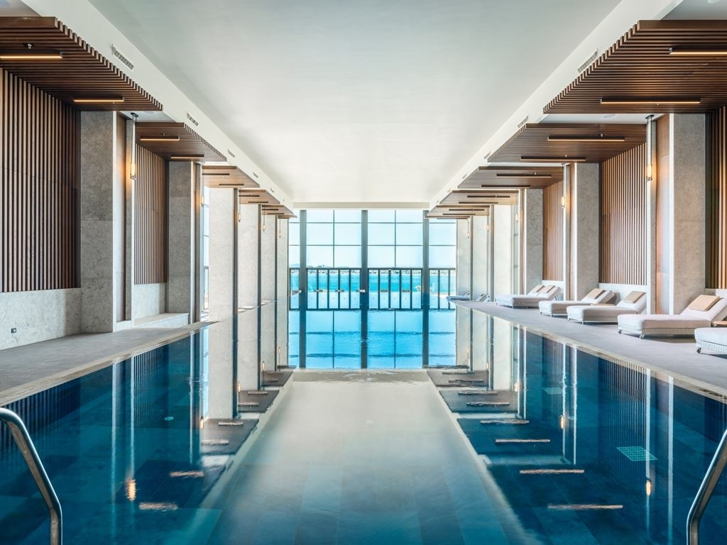 pools-indoor-pool