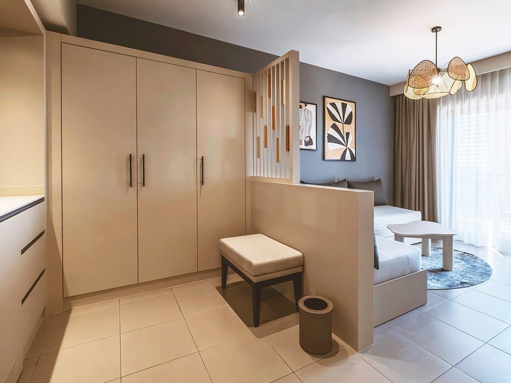 rooms-deluxe-suite