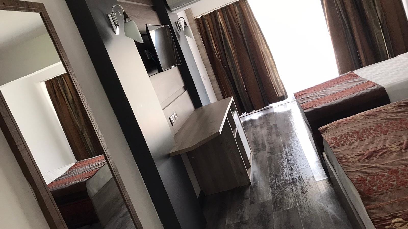 rooms-garden-room