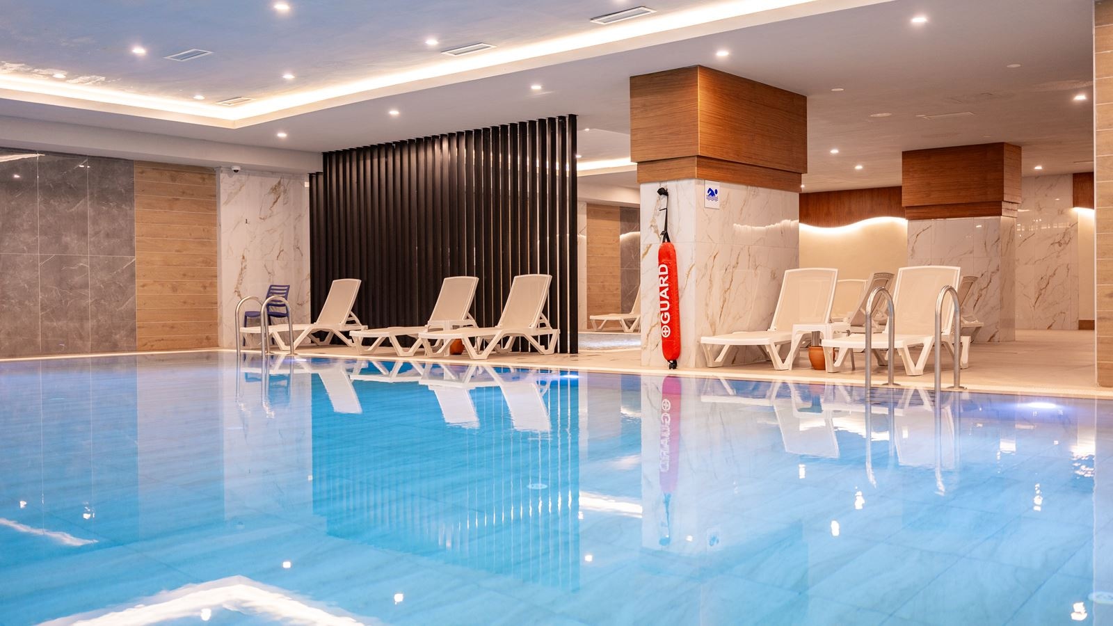 pools-indoor-pool