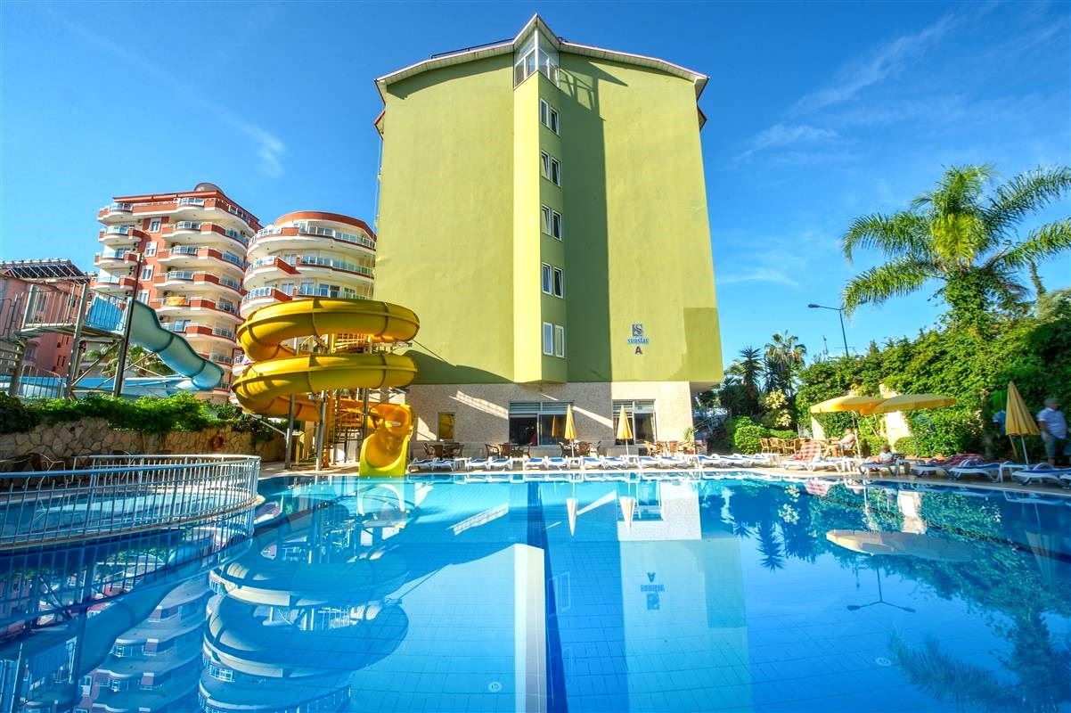 pools-outdoor-pool