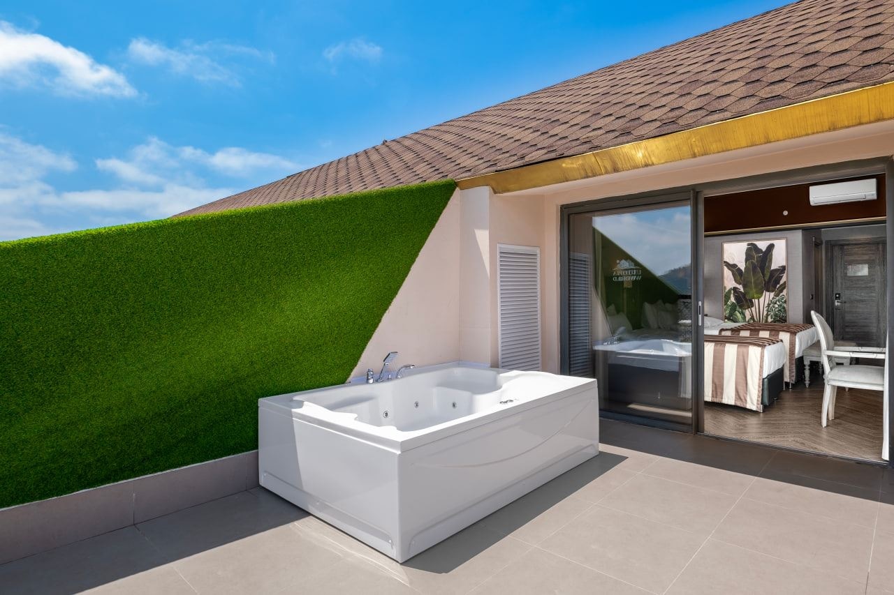 rooms-hotel-standard-room--with-jacuzzi
