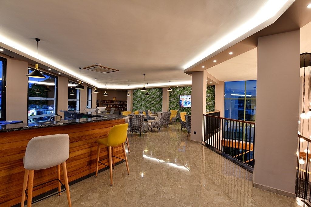 bars-lobby-bar