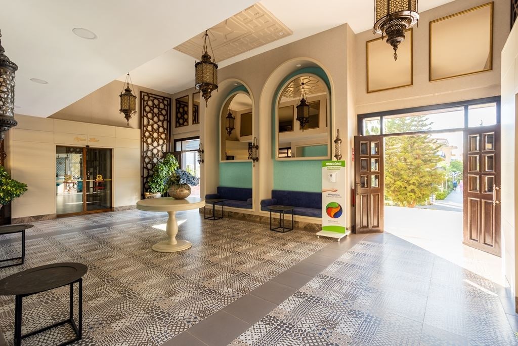 restaurants-aqua-blue-ala-carte