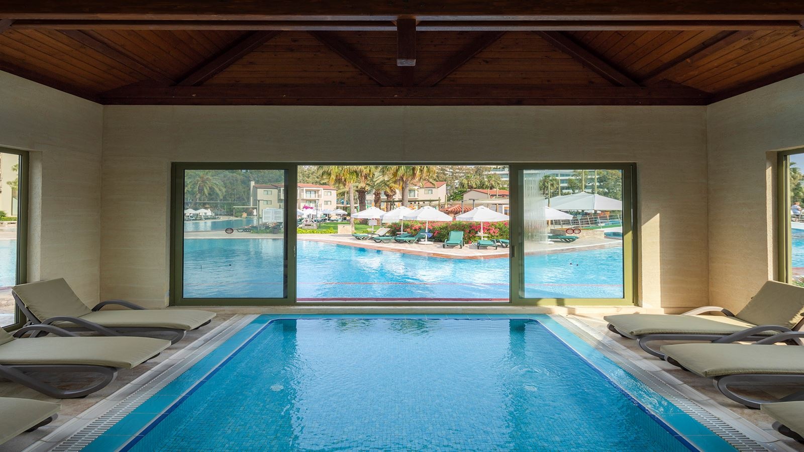 pools-indoor-pool