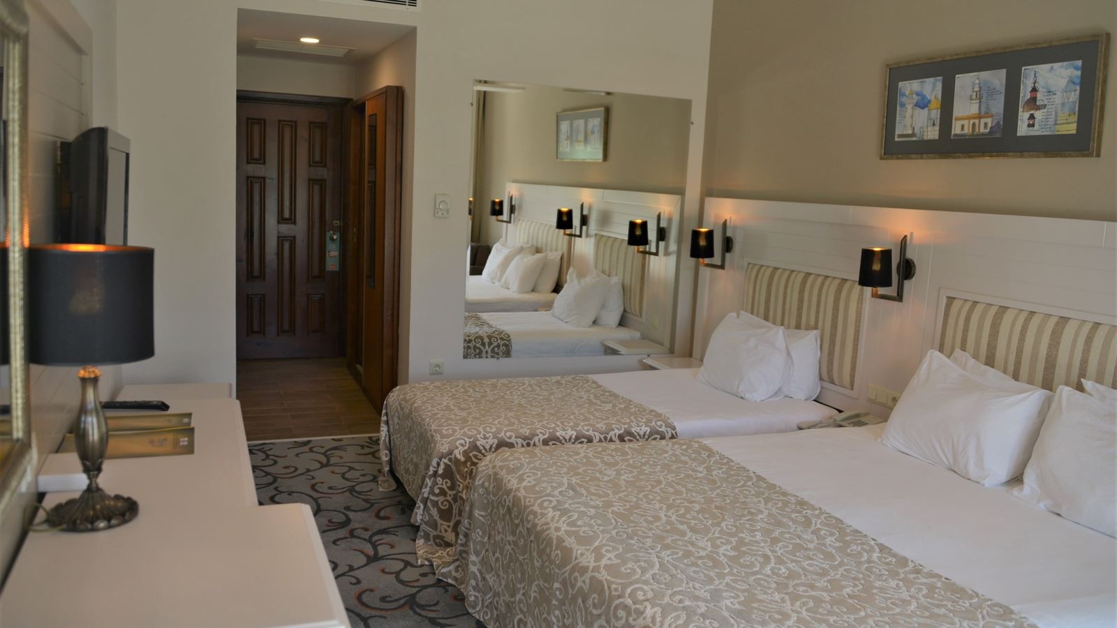 rooms-standard-room-triple