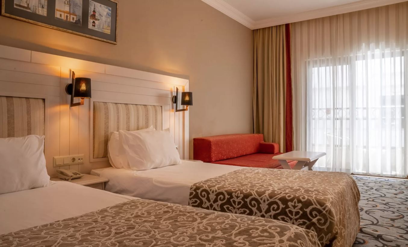 rooms-family-room
