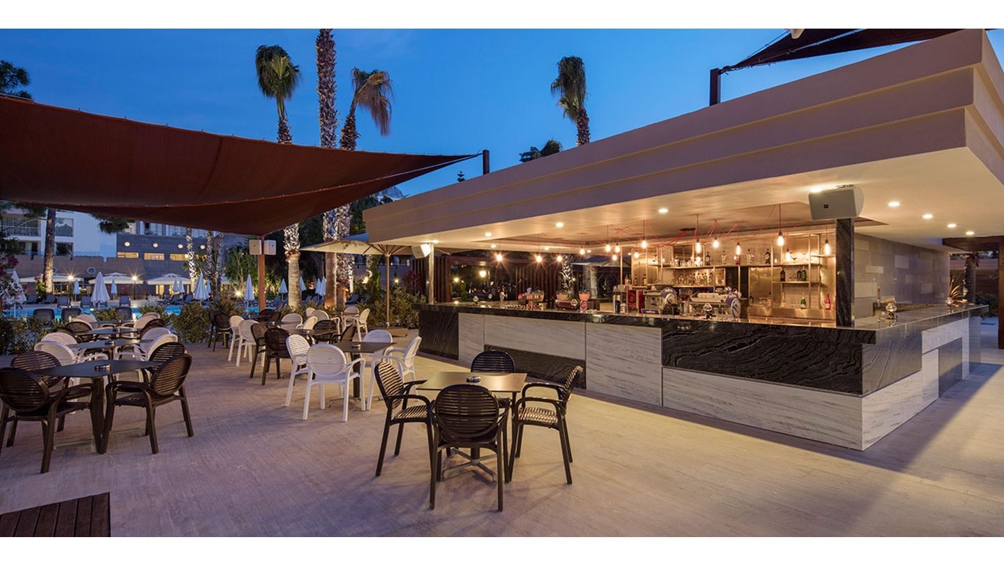 bars-pool-bar-2