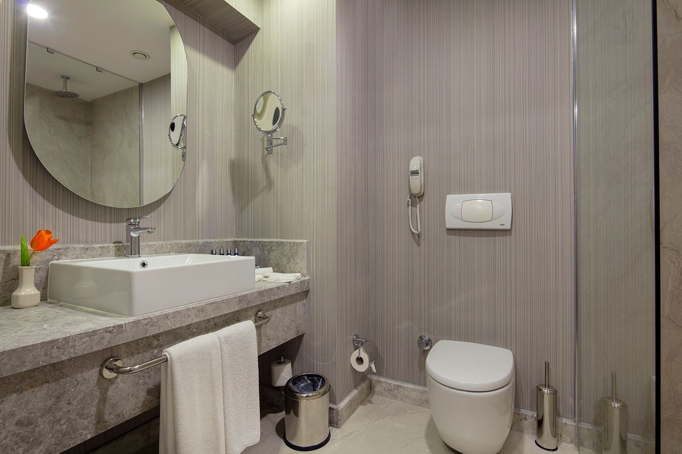 rooms-standard-room-side-sea-view