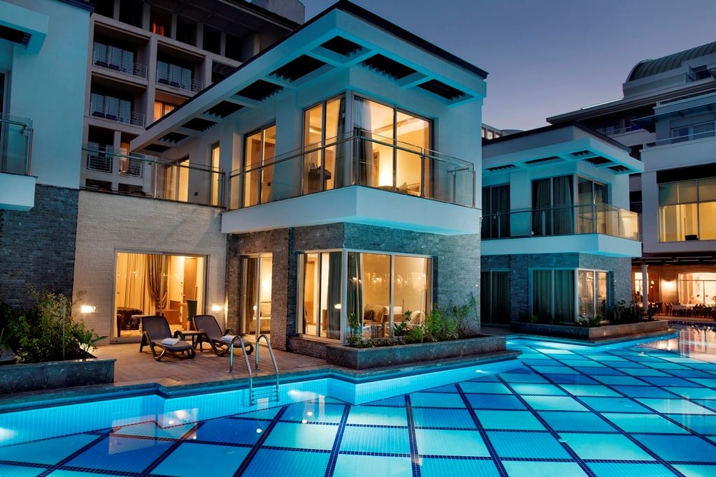 rooms-pool-house-villa