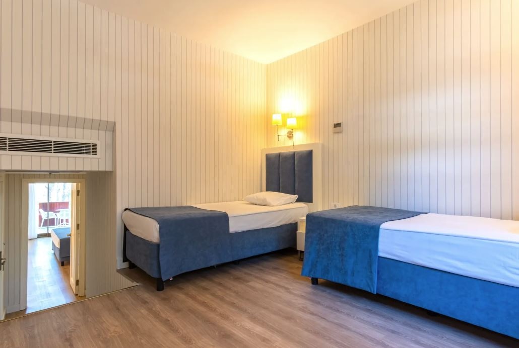 rooms-family-room