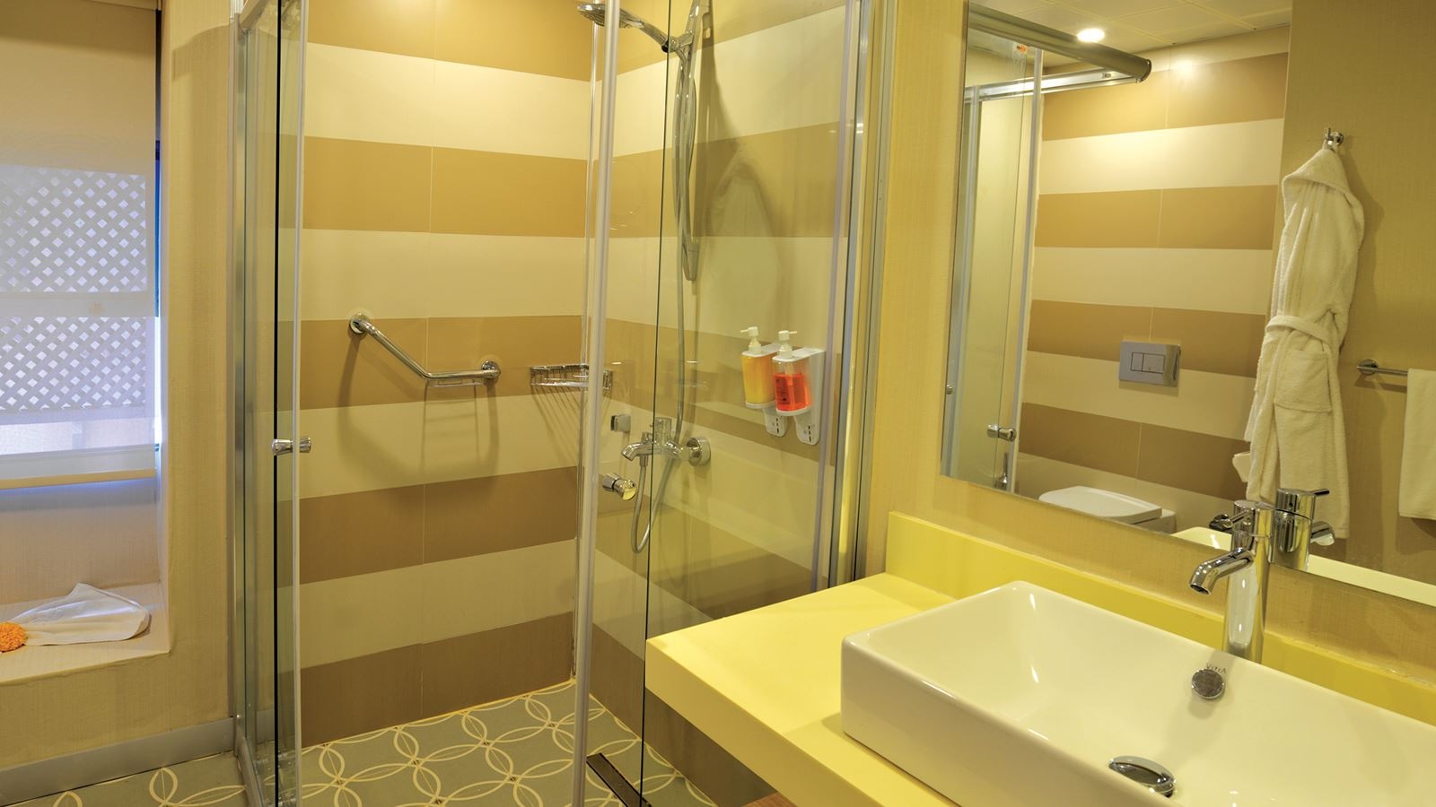 rooms-family-room