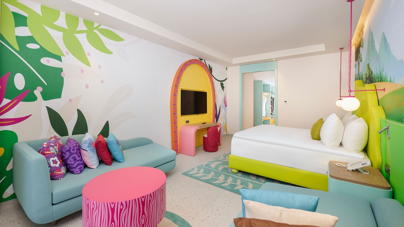 rooms-themed-junior-suite