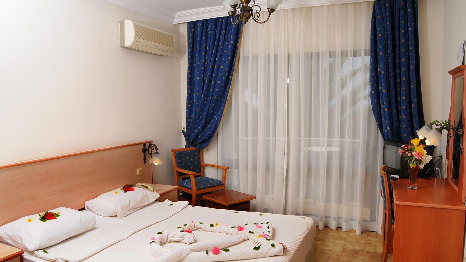 rooms-standard-room