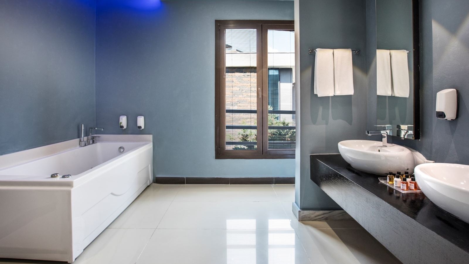 rooms-villa-with-private-pool