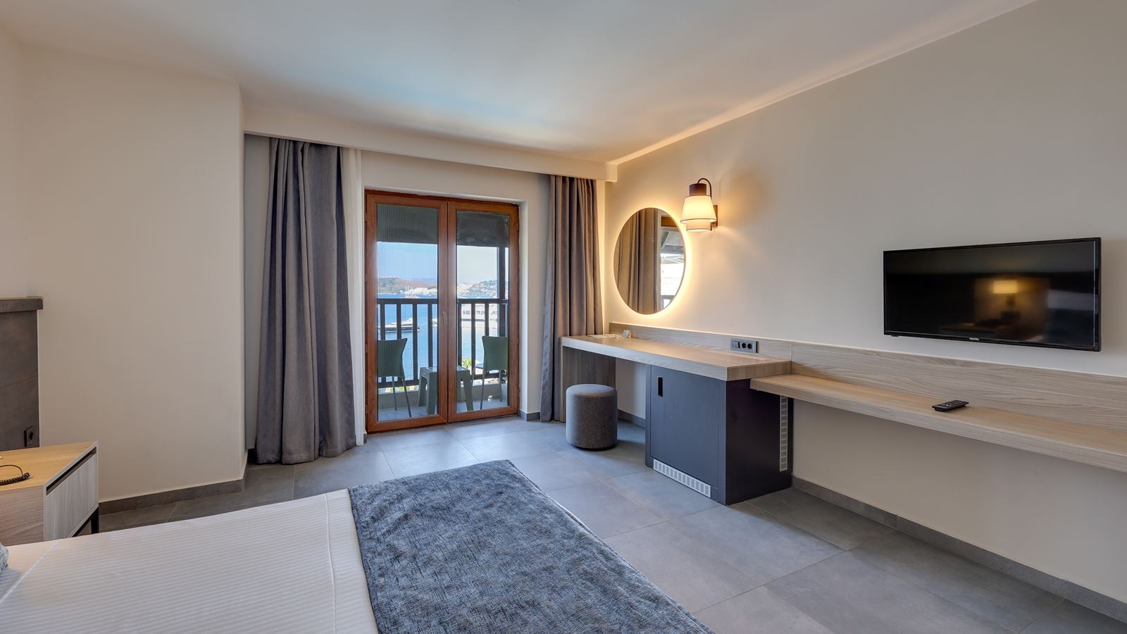 rooms-standard-seaview-room