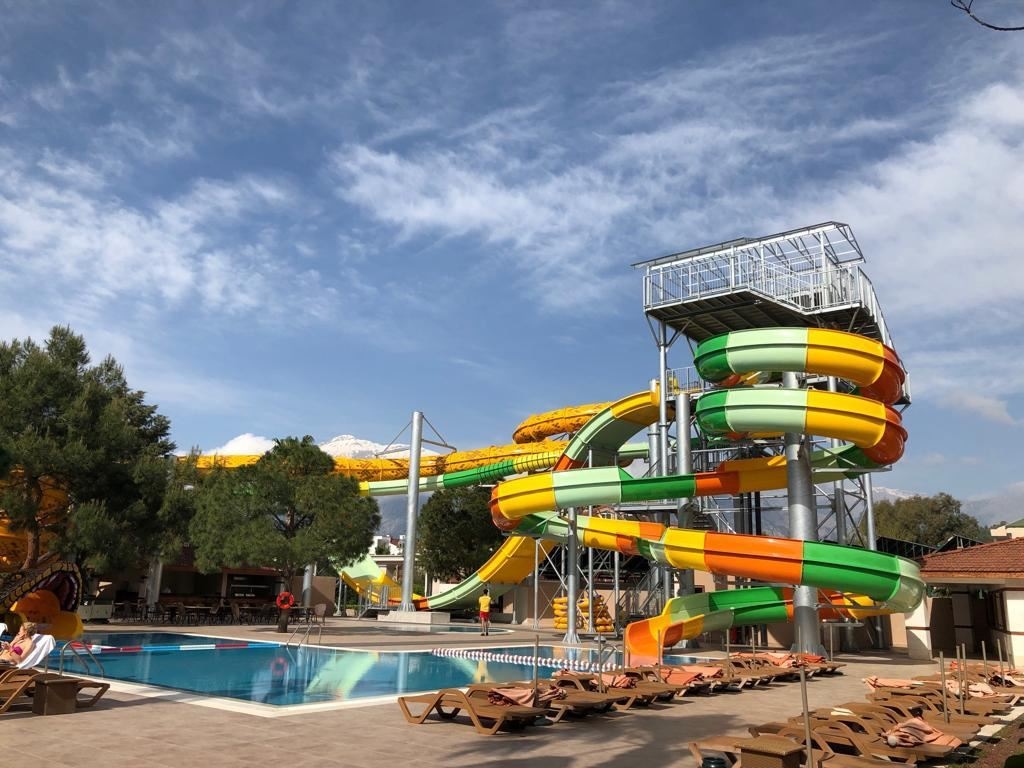 water-park-water-park