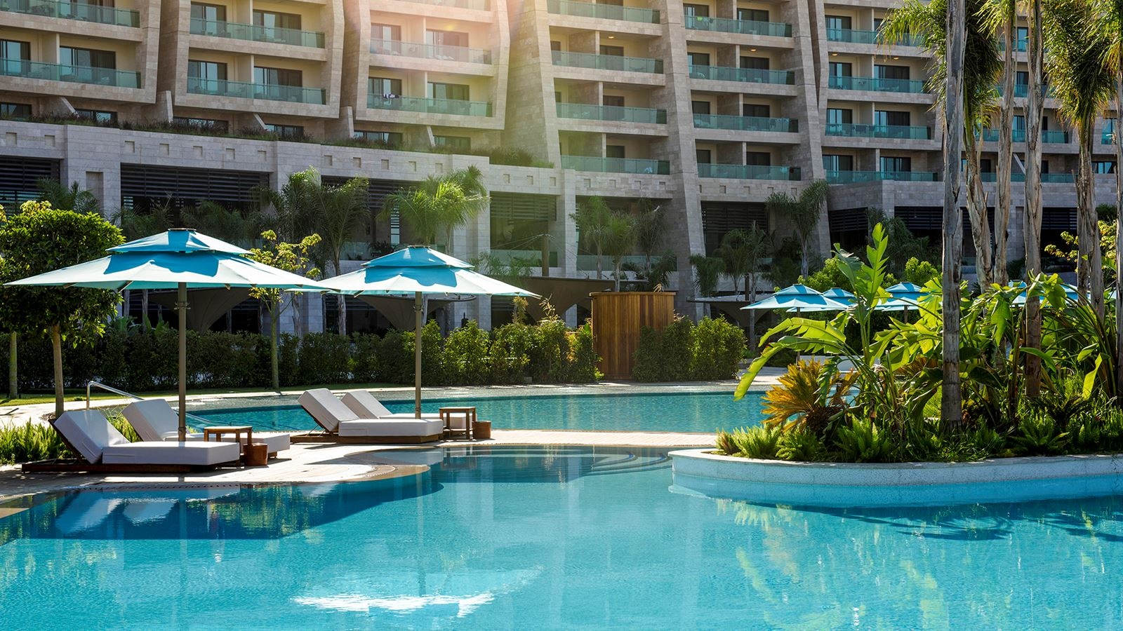 pools-outdoor-pool