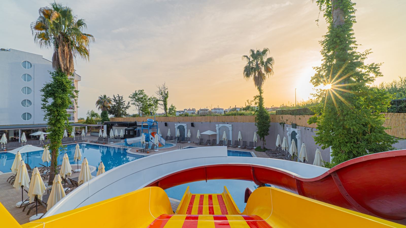 water-park-water-park