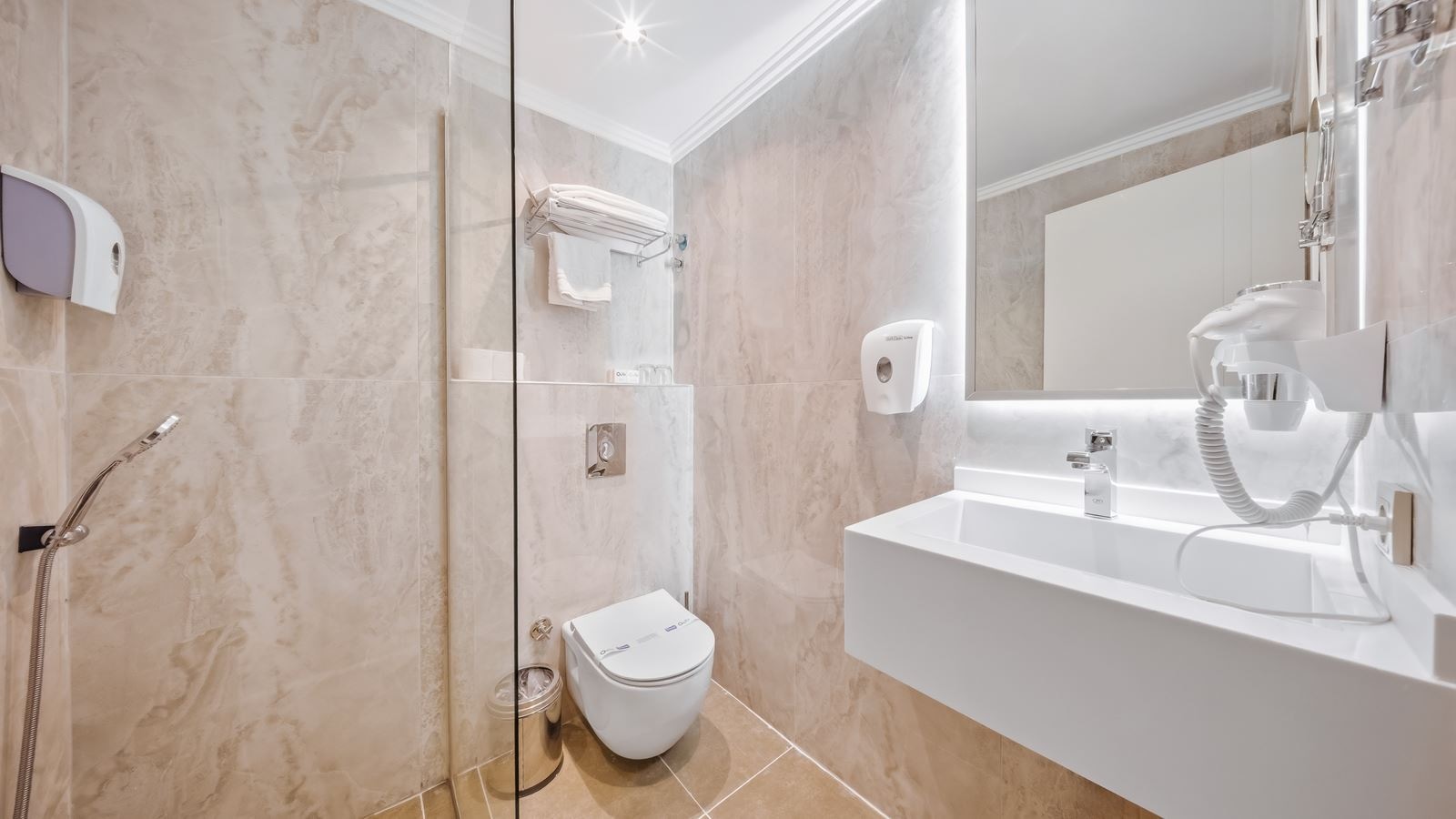 rooms-roof-room-with-balcony