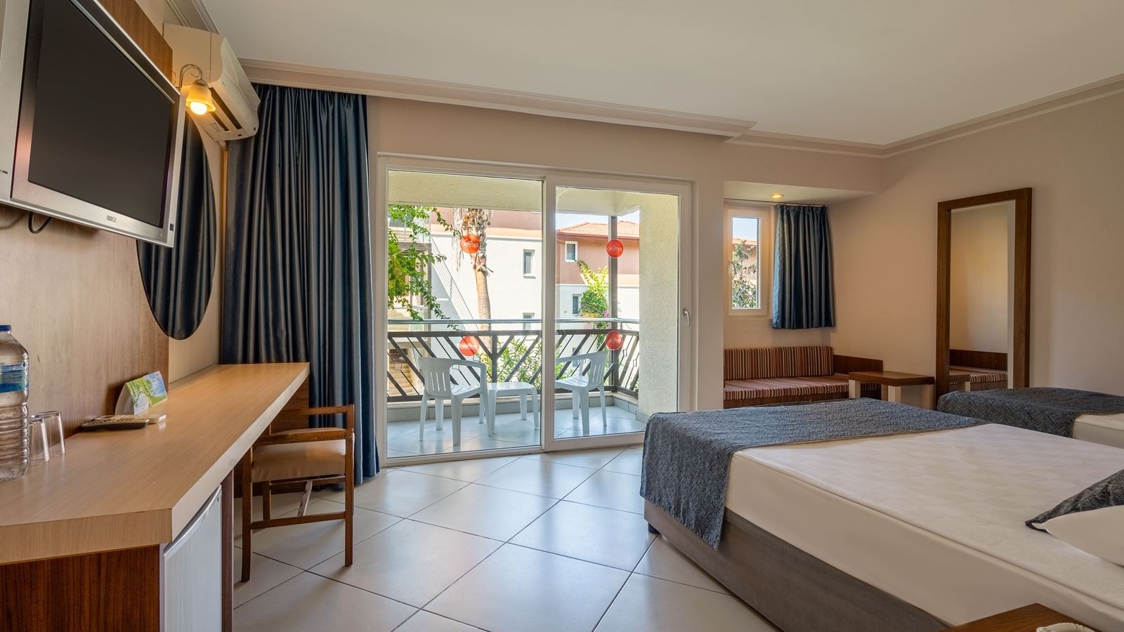 rooms-superior-room