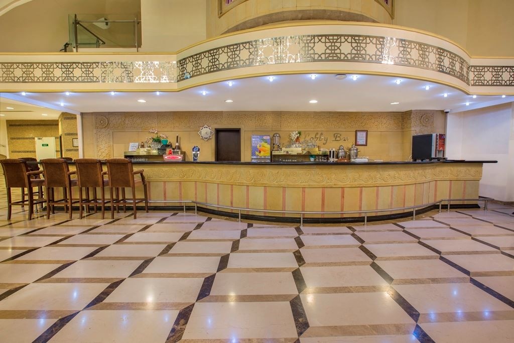 restaurants-lobby-bar