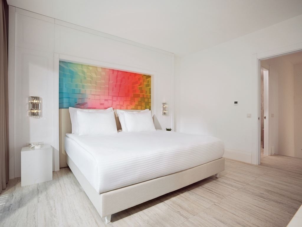 rooms-aphel-lagoon-duplex-swipup-suite