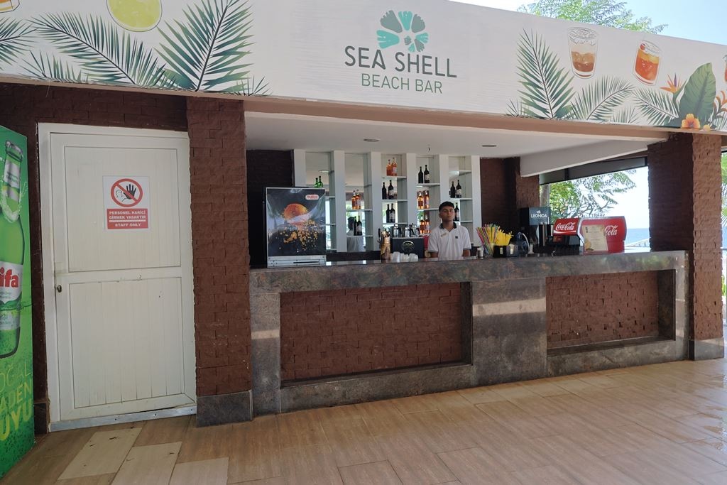 bars-beach-bar