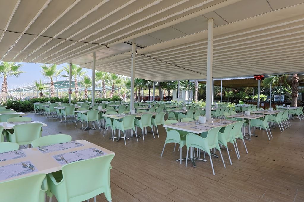 bars-beach-bar