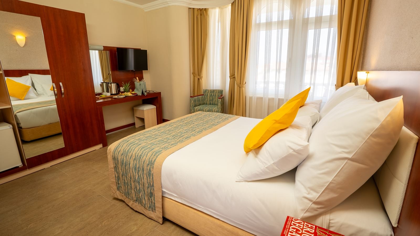 rooms-standard-room-city-liner